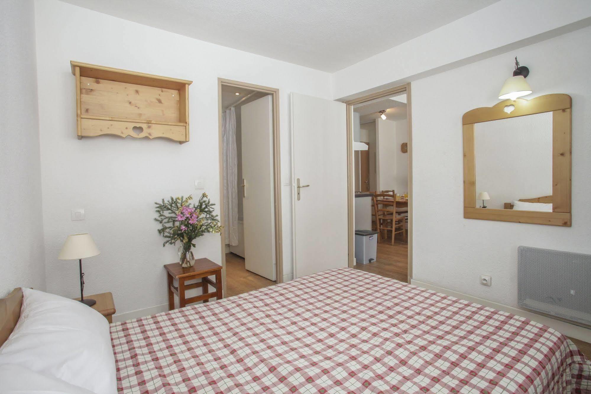 Residence Odalys Le Rond Point Des Pistes 티뉴 외부 사진