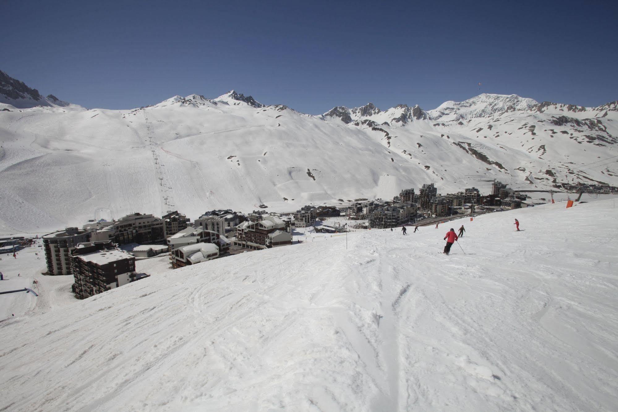 Residence Odalys Le Rond Point Des Pistes 티뉴 외부 사진