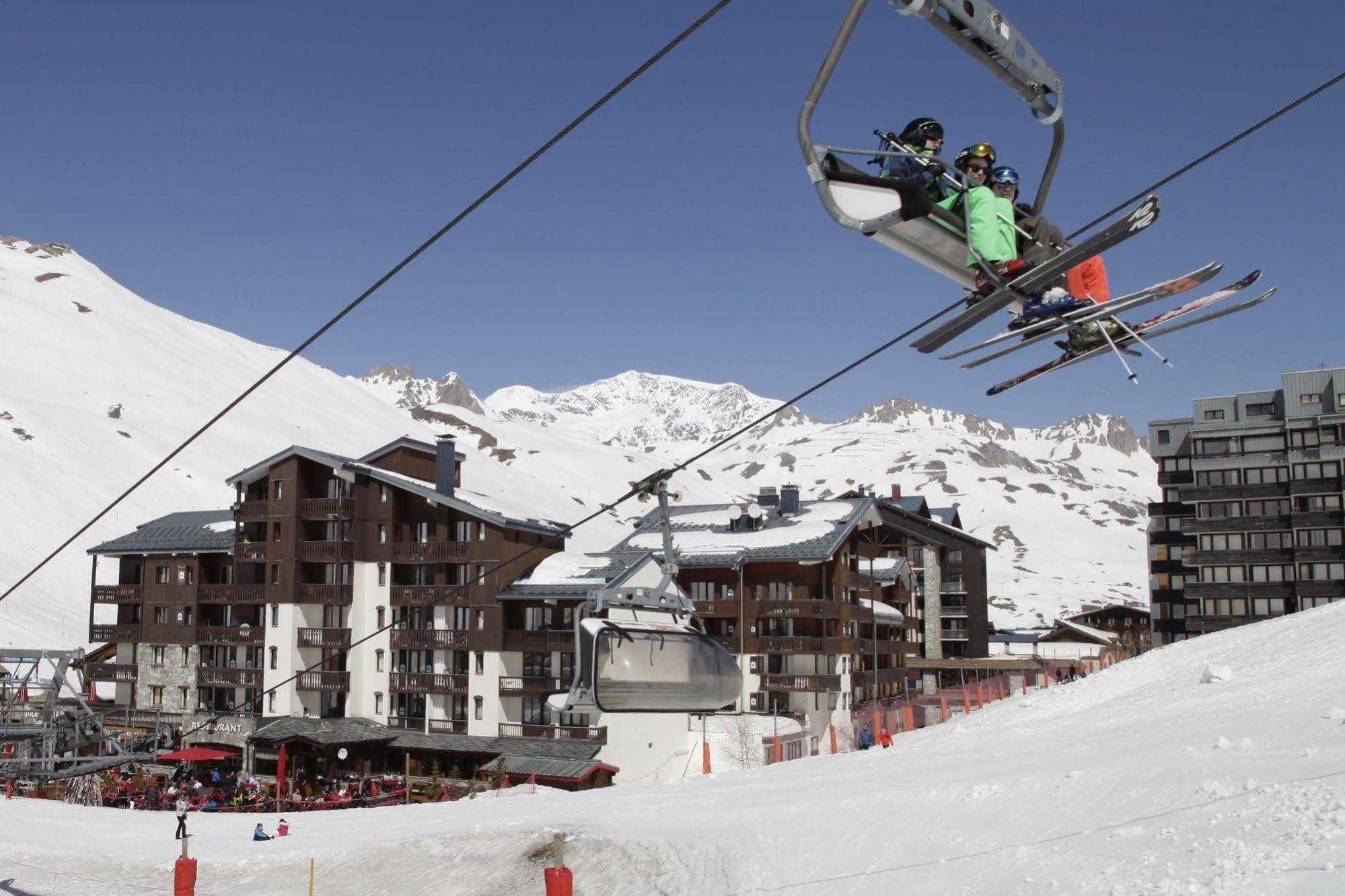 Residence Odalys Le Rond Point Des Pistes 티뉴 외부 사진